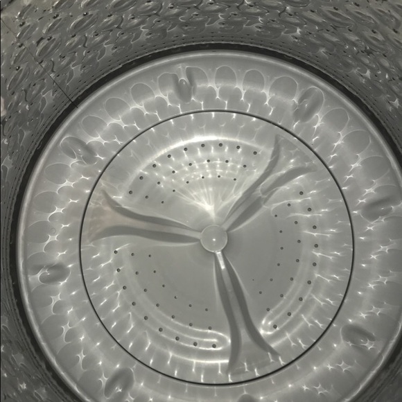 Washer & Dryer - Picture 4 of 5